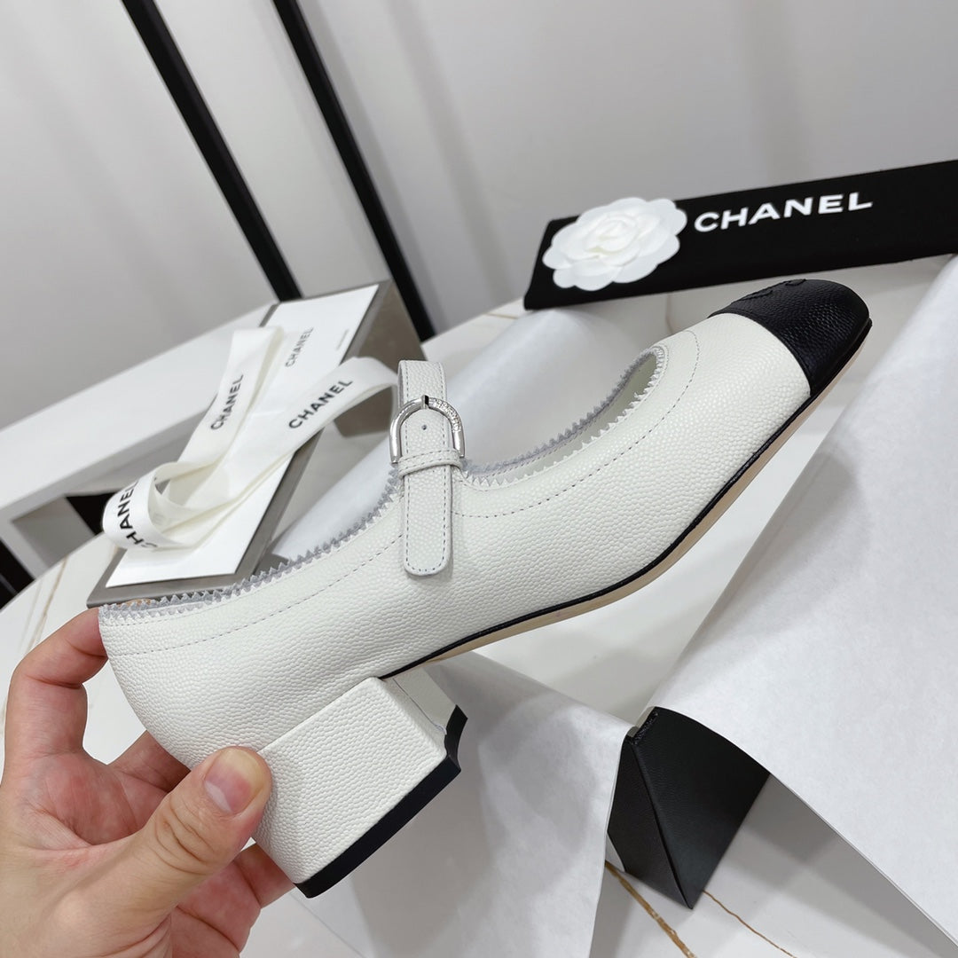 CC MARY JANE BLOCK HEEL WHITE SHEEPSKIN - 35