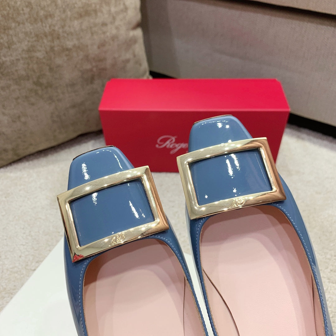 BELLE VIVIER PUMPS IN LIGHT BLUE GLOSSY CALFSKIN GOLD BUCKLE - 34