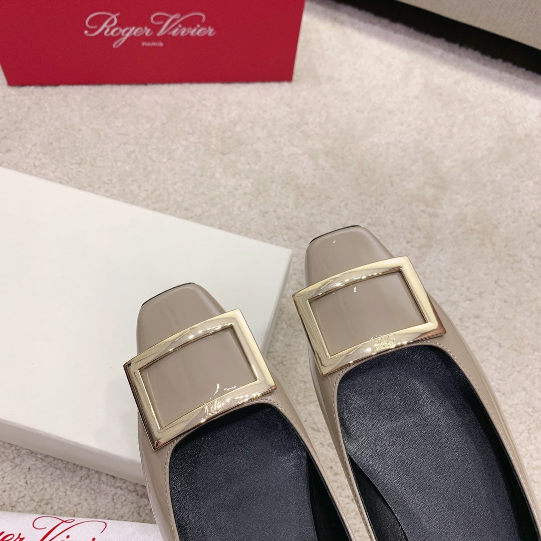 BELLE VIVIER PUMPS IN BEIGE GLOSSY CALFSKIN GOLD BUCKLE - 34