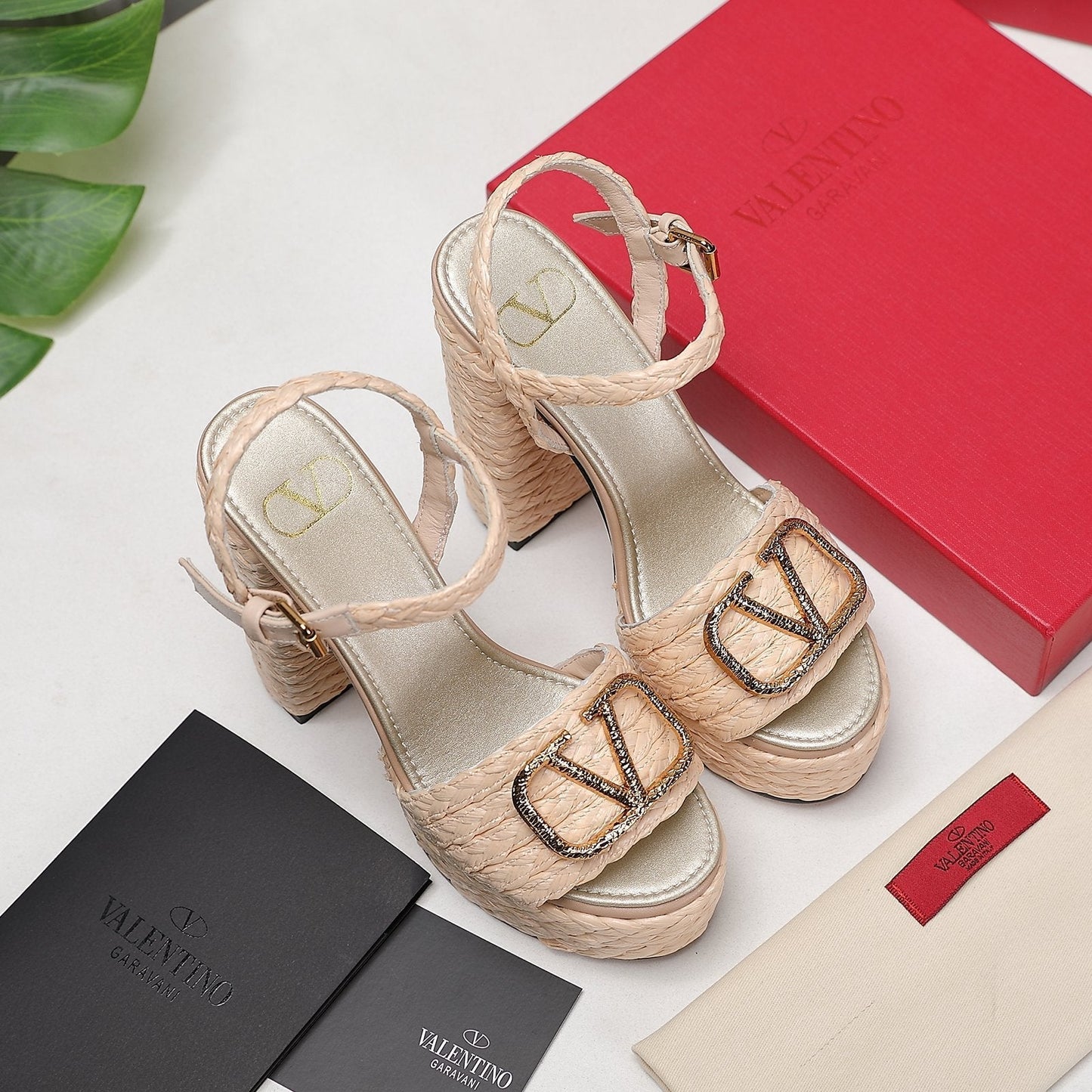 VLTN ESPADRILLE WEDGE SANDALS 25S 130 MM IN BEIGE RAFFIA WITH GOLD HARDWARE - 35