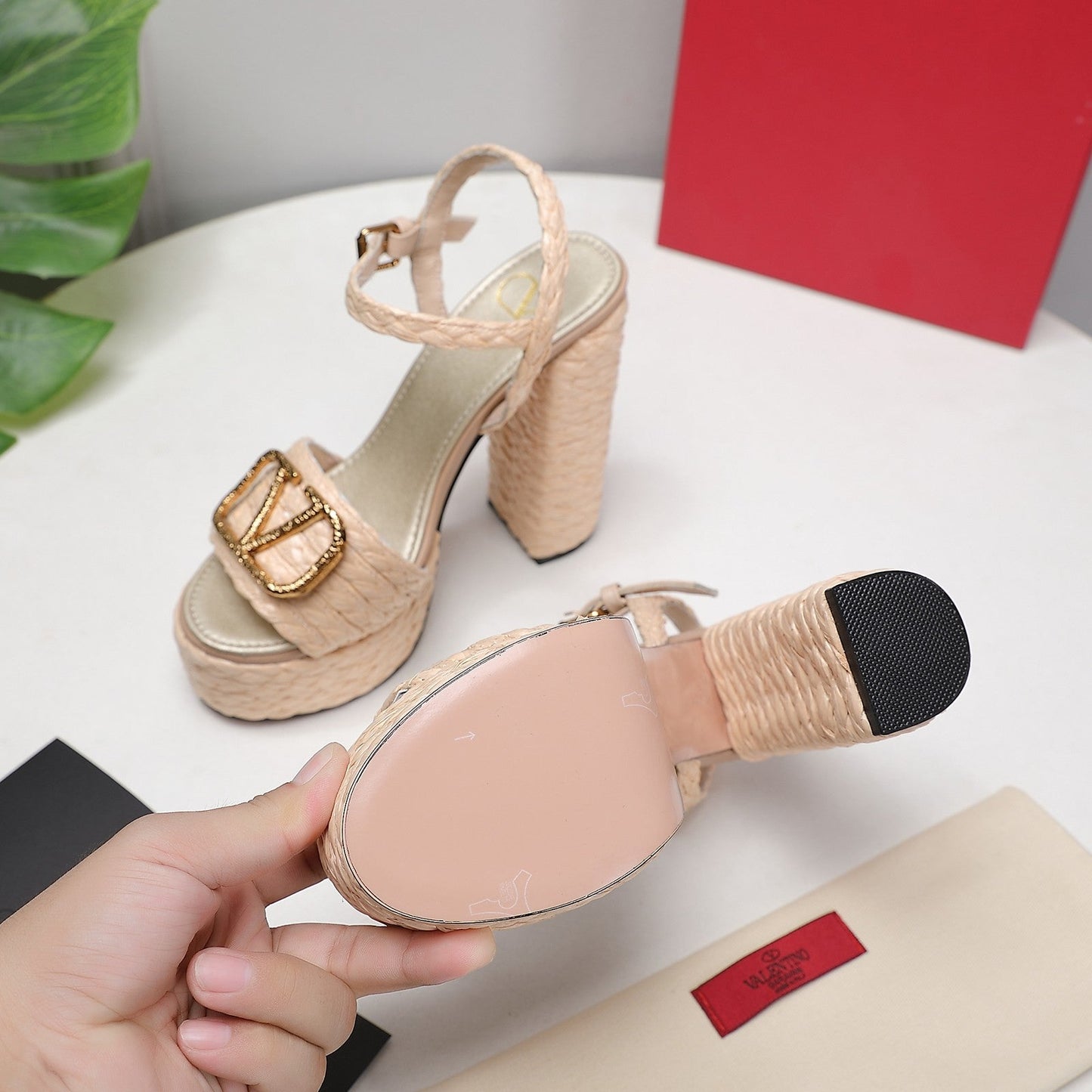 VLTN ESPADRILLE WEDGE SANDALS 25S 130 MM IN BEIGE RAFFIA WITH GOLD HARDWARE - 35