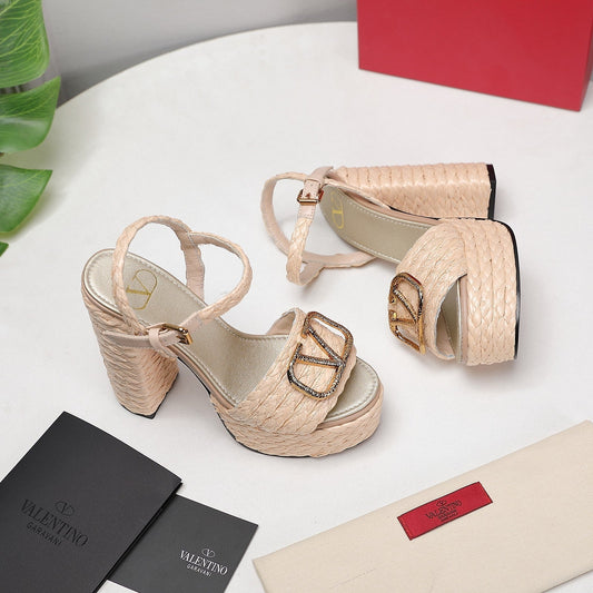 VLTN ESPADRILLE WEDGE SANDALS 25S 130 MM IN BEIGE RAFFIA WITH GOLD HARDWARE - 35