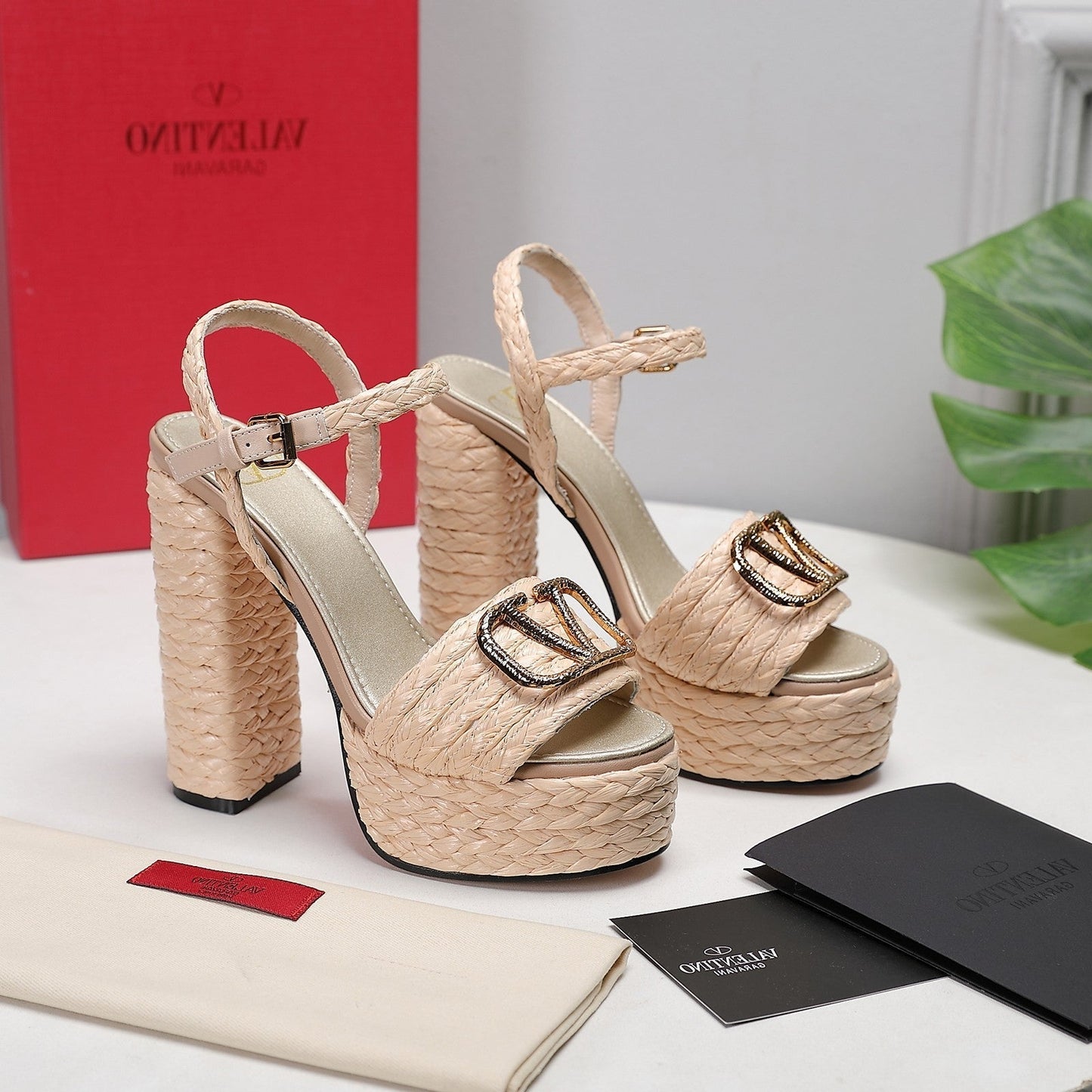 VLTN ESPADRILLE WEDGE SANDALS 25S 130 MM IN BEIGE RAFFIA WITH GOLD HARDWARE - 35