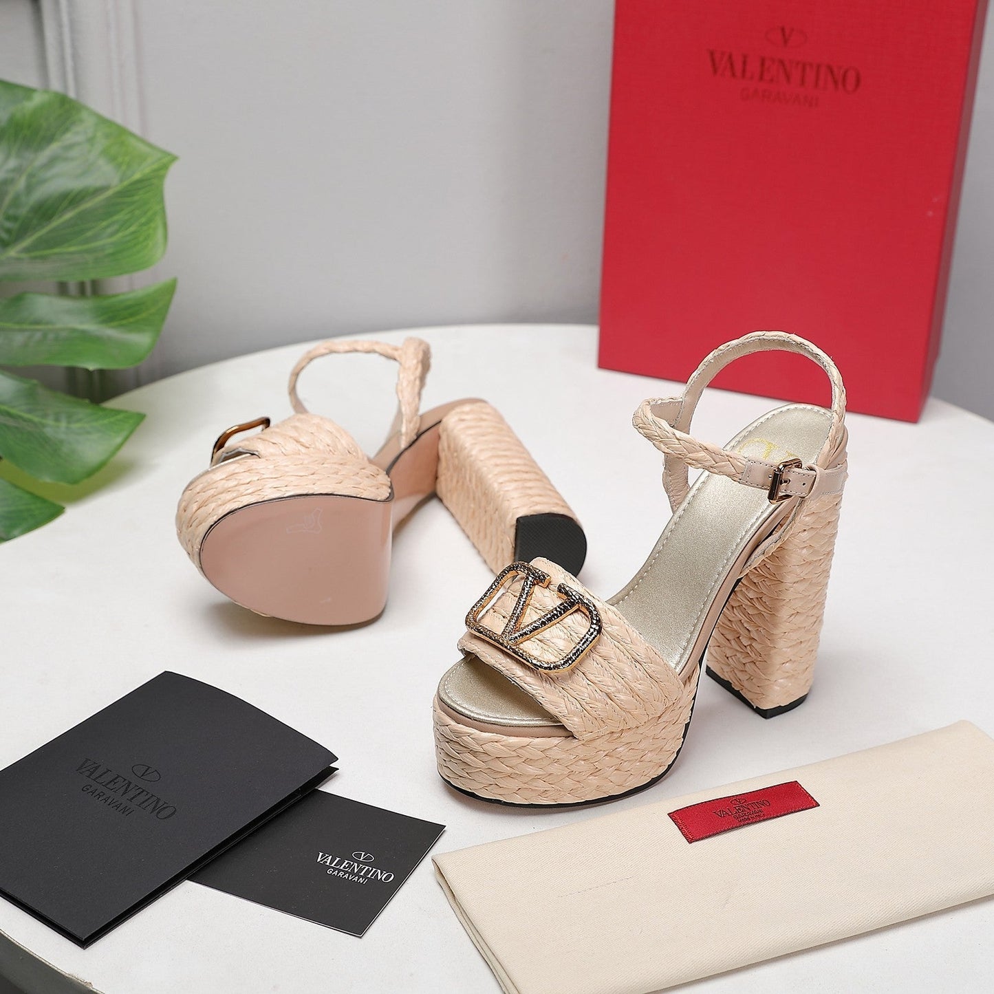 VLTN ESPADRILLE WEDGE SANDALS 25S 130 MM IN BEIGE RAFFIA WITH GOLD HARDWARE - 35