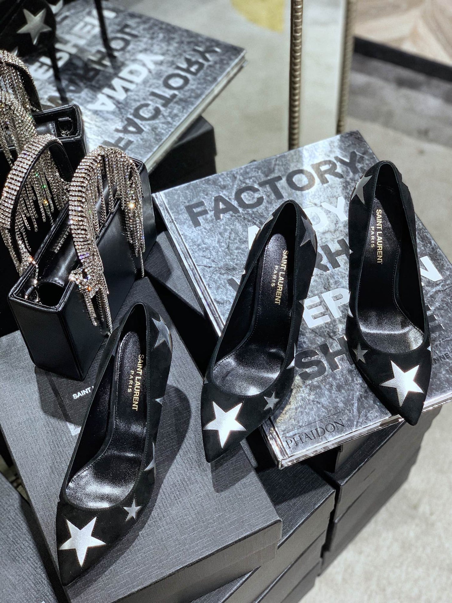 SL CHARLOTTE SILVER STAR PUMPS BLACK SUEDE - 34 / 6.5 CM