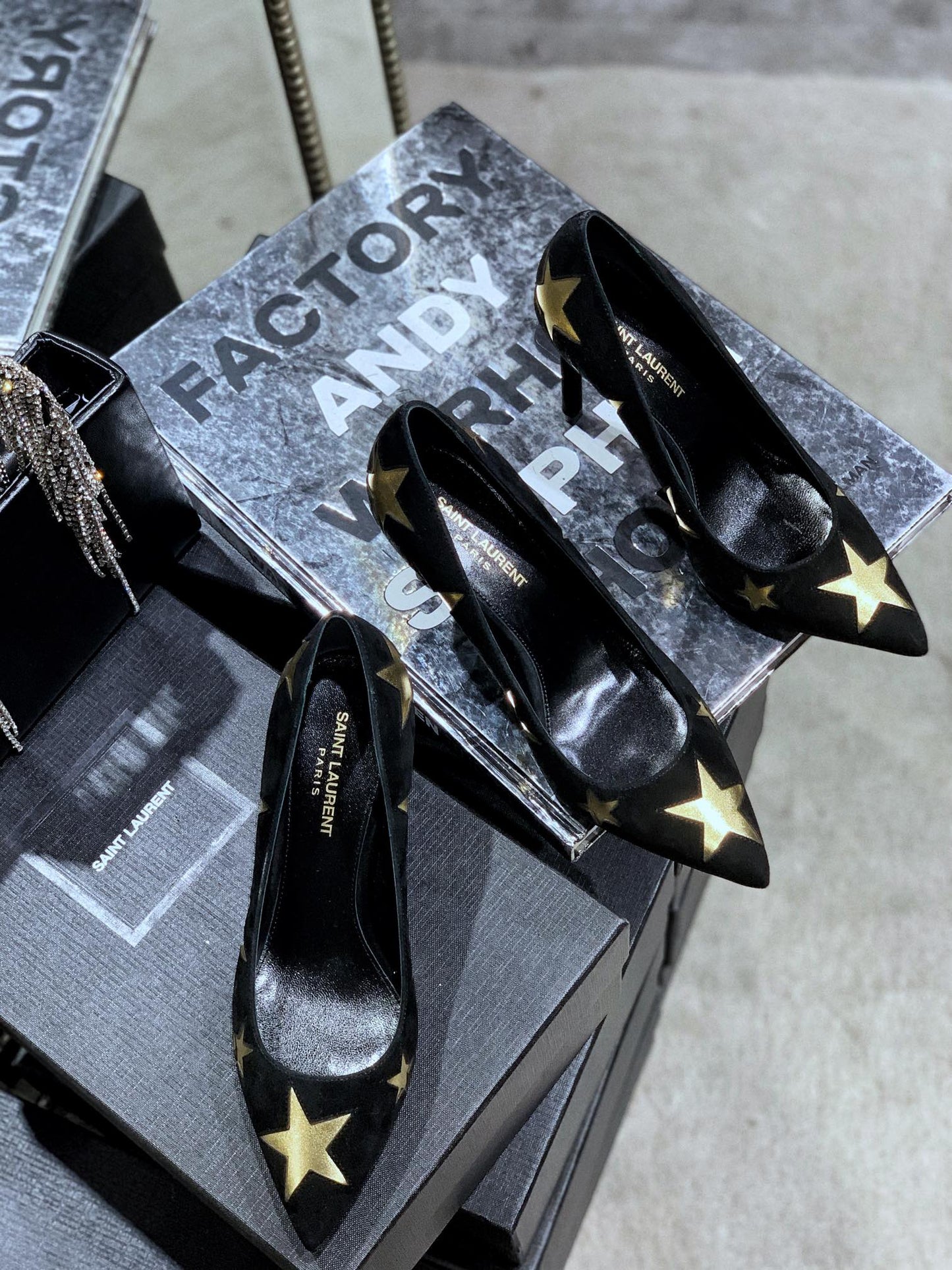 SL CHARLOTTE GOLD STAR PUMPS BLACK SUEDE - 34 / 6.5 CM