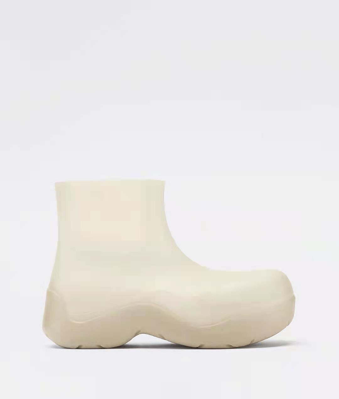 PUDDLE ANKLE BOOT IN WHITE RUBBER - 35