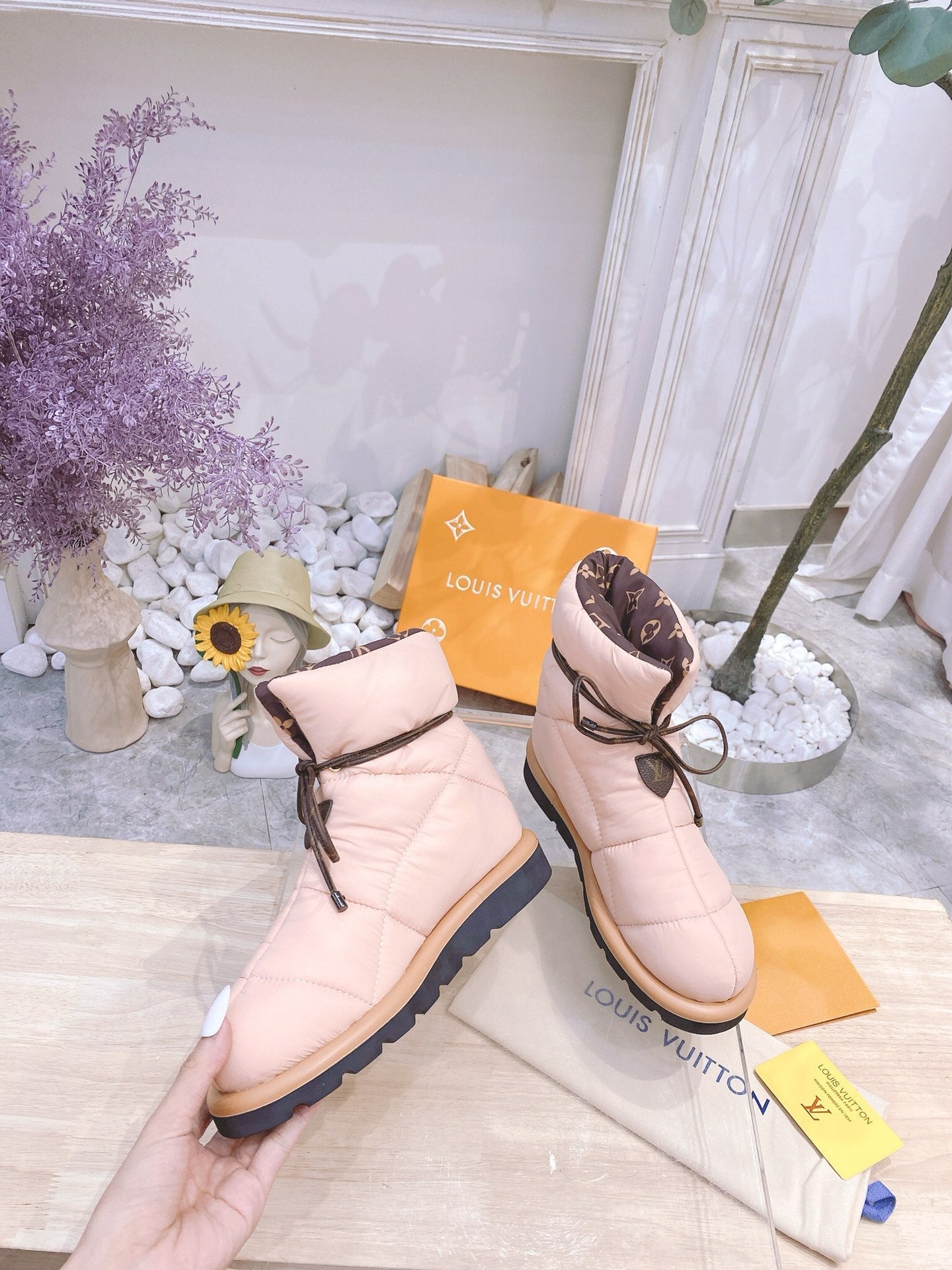 PILLOW COMFORT ANKLE BOOTS IN LIGHT PINK NYLON - 35