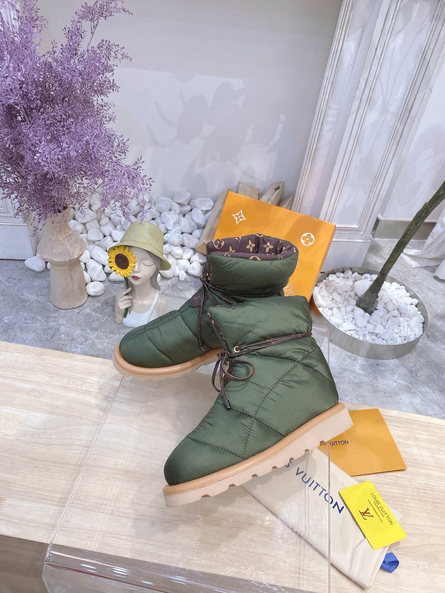PILLOW COMFORT ANKLE BOOTS IN ARMY GREEN NYLON - 35