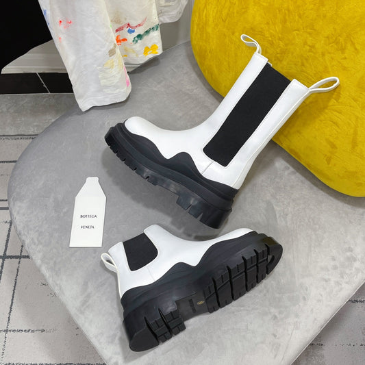 TIRE CHELSEA BOOT IN WHITE MIX BLACK CALFSKIN - 35 / Ankle Boots