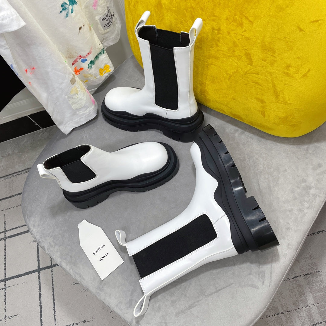 TIRE CHELSEA BOOT IN WHITE MIX BLACK CALFSKIN - 35 / Ankle Boots