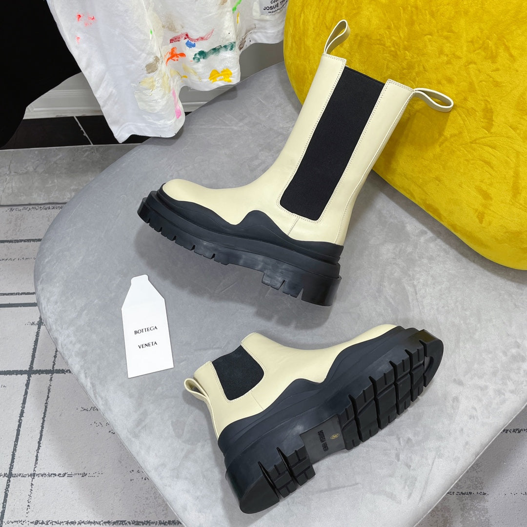 TIRE CHELSEA BOOT IN BLACK MIX BISQUE BEIGE CALFSKIN - 35 / Ankle Boots