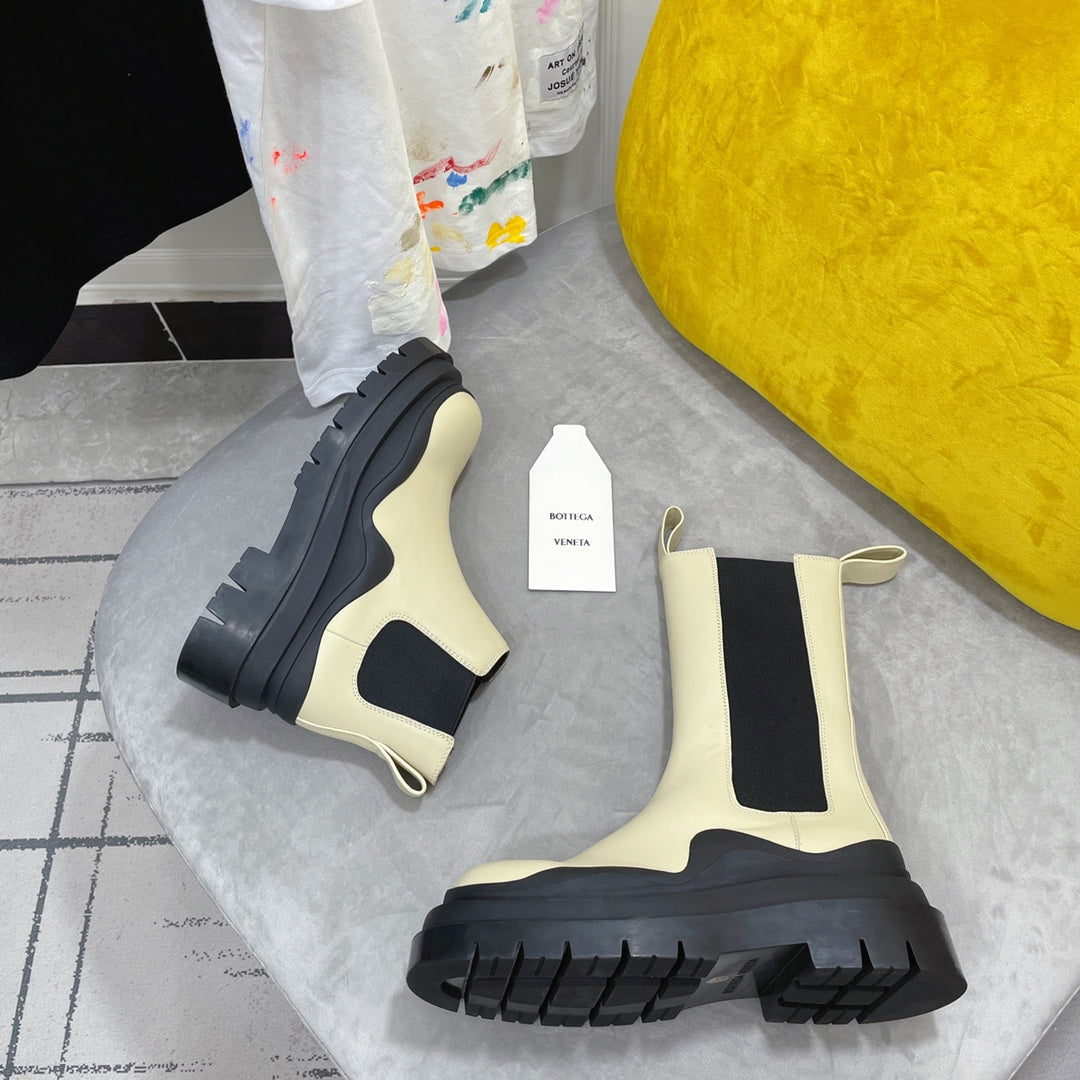 TIRE CHELSEA BOOT IN BLACK MIX BISQUE BEIGE CALFSKIN - 35 / Ankle Boots