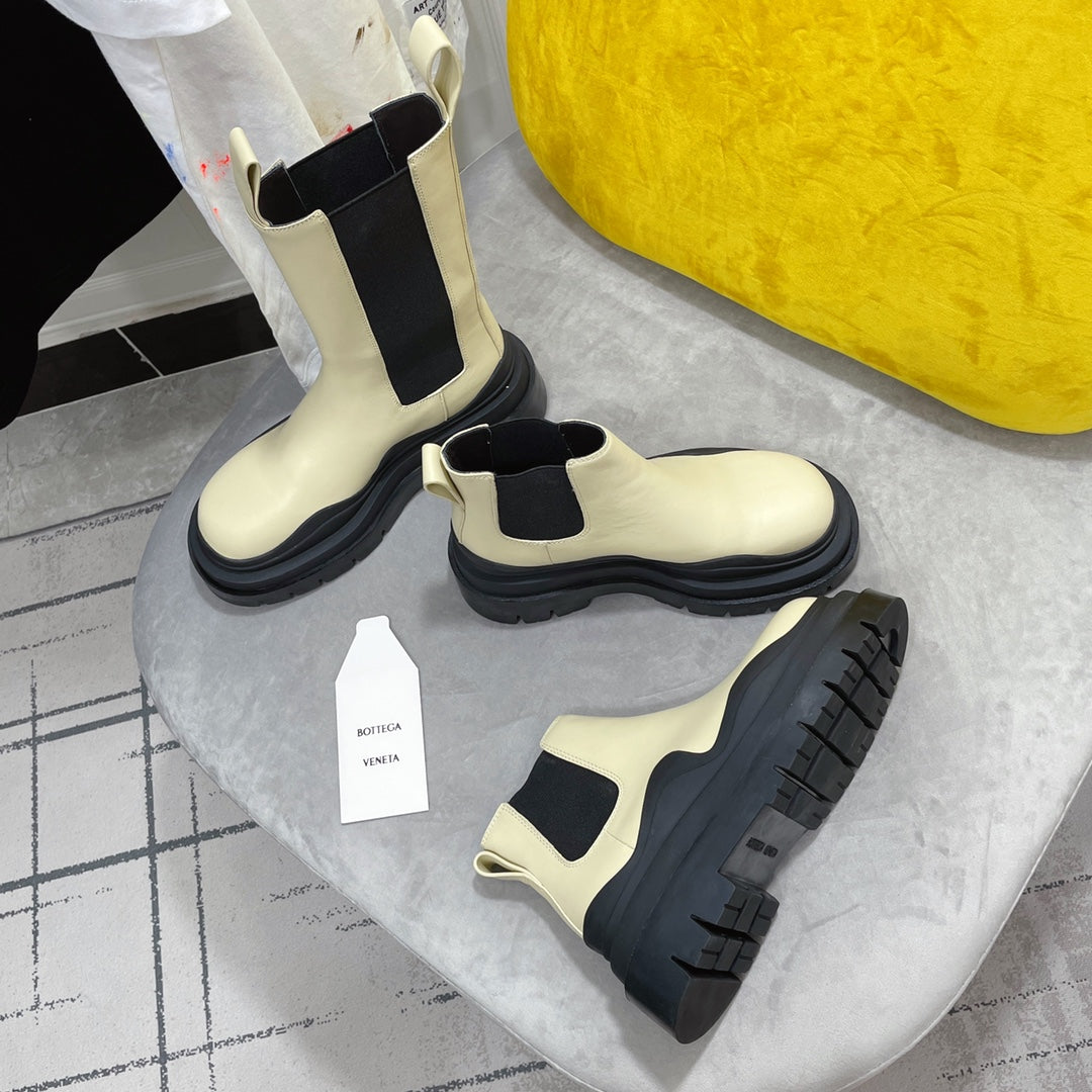 TIRE CHELSEA BOOT IN BLACK MIX BISQUE BEIGE CALFSKIN - 35 / Ankle Boots