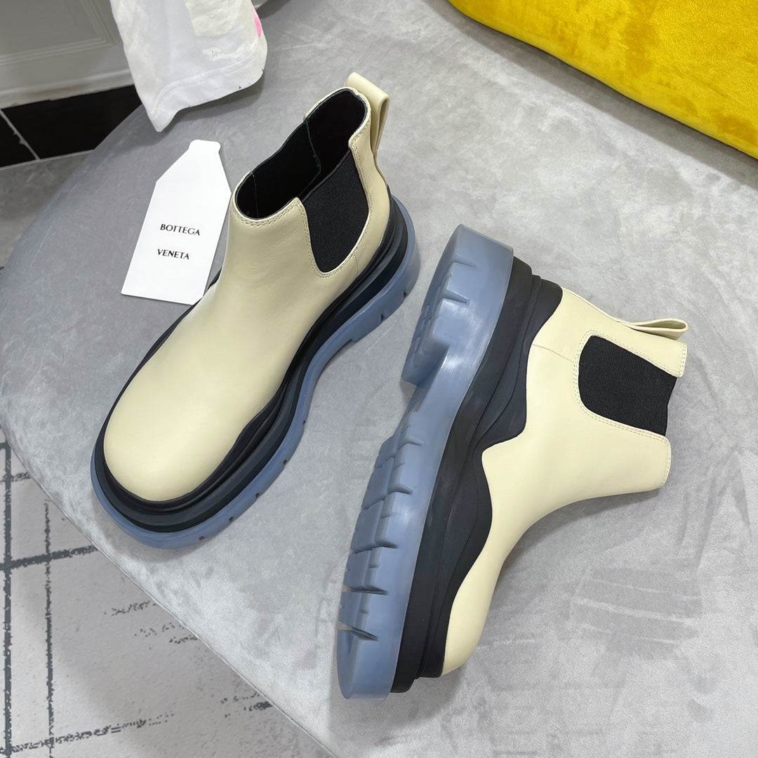 TIRE CHELSEA BOOT IN BLACK MIX BISQUE BEIGE CALFSKIN WITH STEEL BLUE SOLE - 35 / Ankle Boots