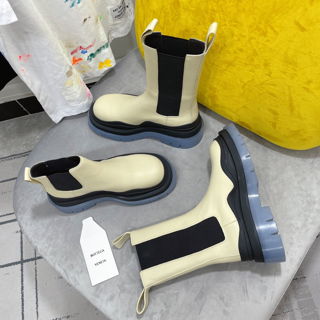 TIRE CHELSEA BOOT IN BLACK MIX BISQUE BEIGE CALFSKIN WITH STEEL BLUE SOLE - 35 / Ankle Boots