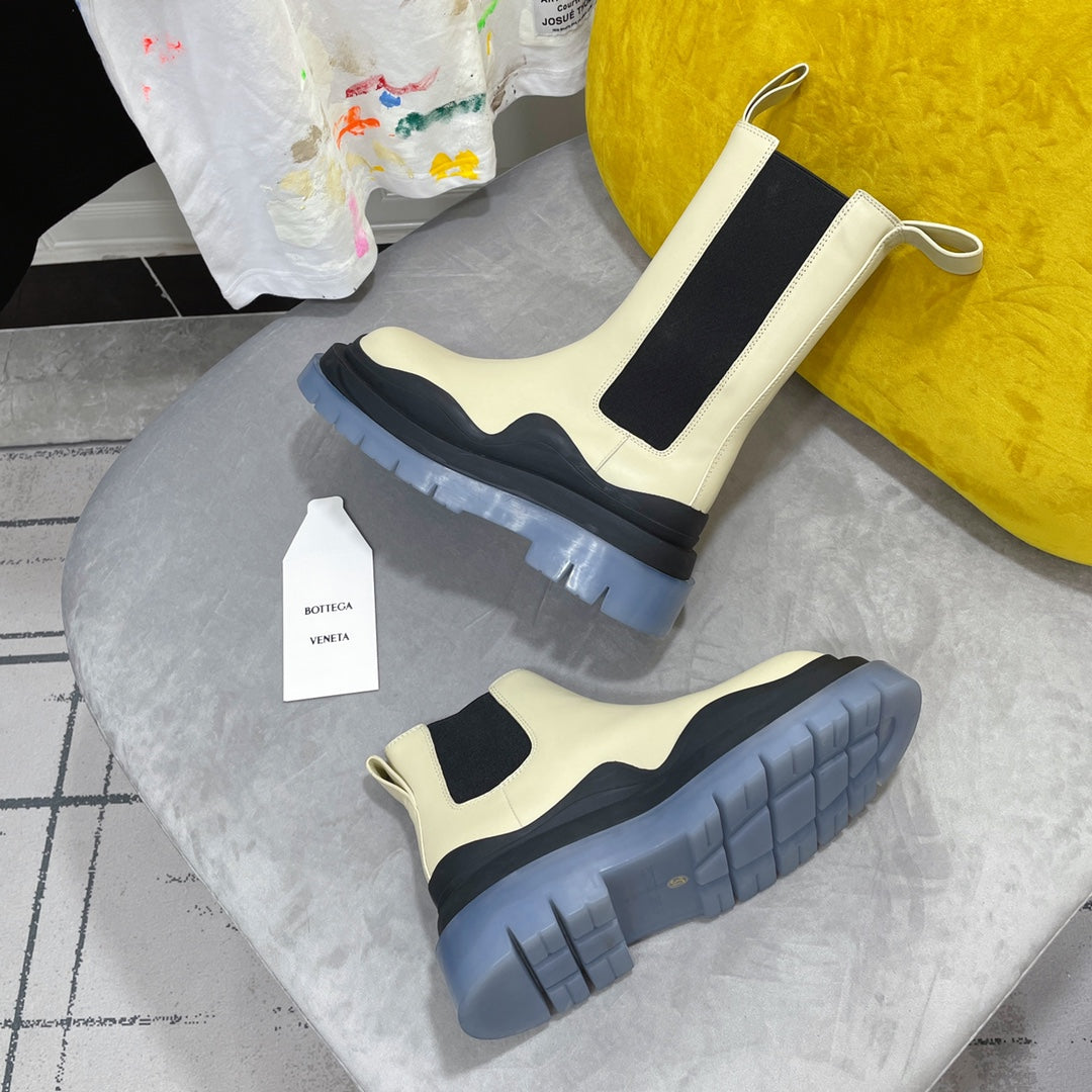 TIRE CHELSEA BOOT IN BLACK MIX BISQUE BEIGE CALFSKIN WITH STEEL BLUE SOLE - 35 / Ankle Boots