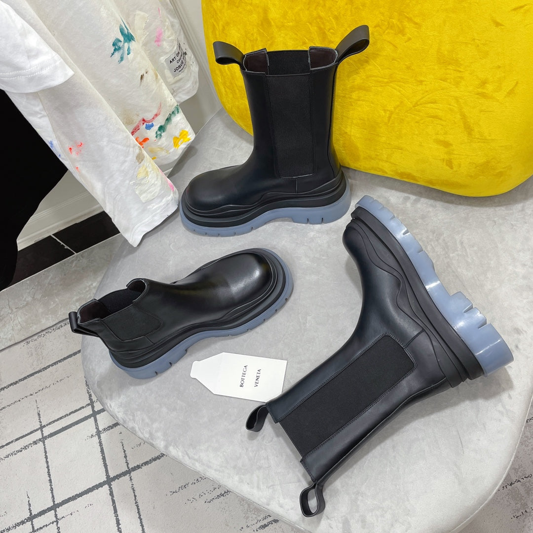 TIRE CHELSEA BOOT IN BLACK MIX ICE BLUE CALFSKIN - 35 / Ankle Boots