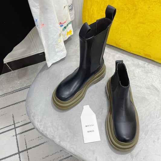 TIRE CHELSEA BOOT IN BLACK MIX OLIVE GREEN CALFSKIN - 35 / Ankle Boots