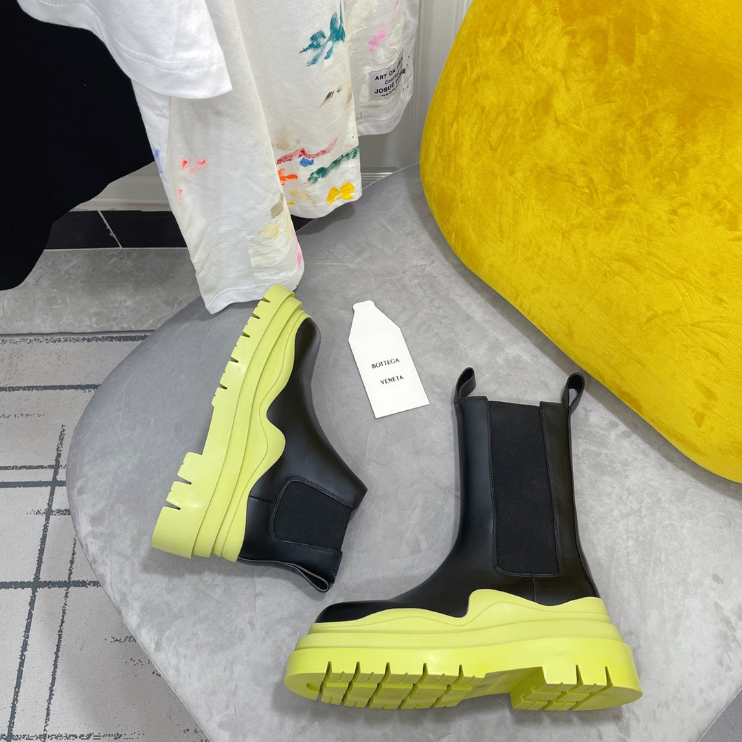 TIRE CHELSEA BOOT IN BLACK MIX NEON YELLOW CALFSKIN - 35 / Ankle Boots