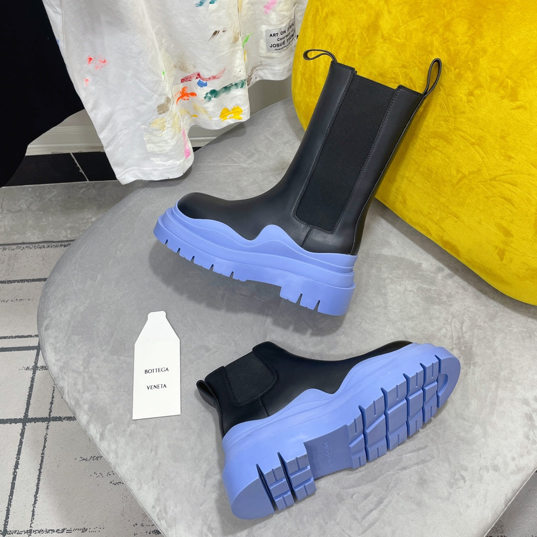 TIRE CHELSEA BOOT IN BLACK MIX CORNFLOWER BLUE CALFSKIN - 35 / Ankle Boots