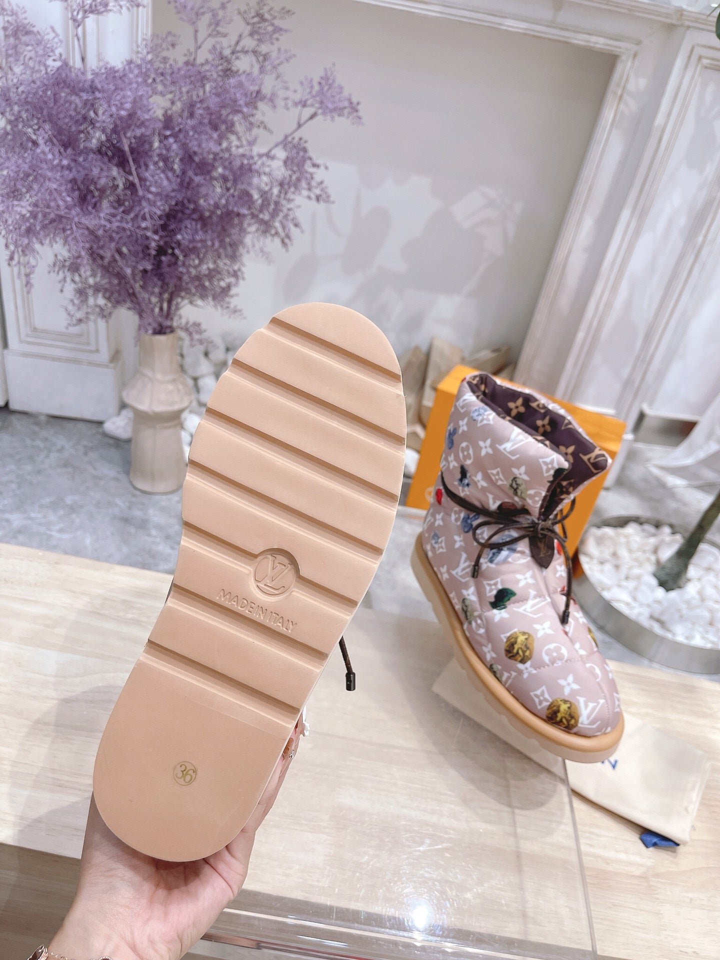 PILLOW COMFORT ANKLE BOOTS IN ROSY BROWN MIX WHITE MONOGRAM NYLON - 35