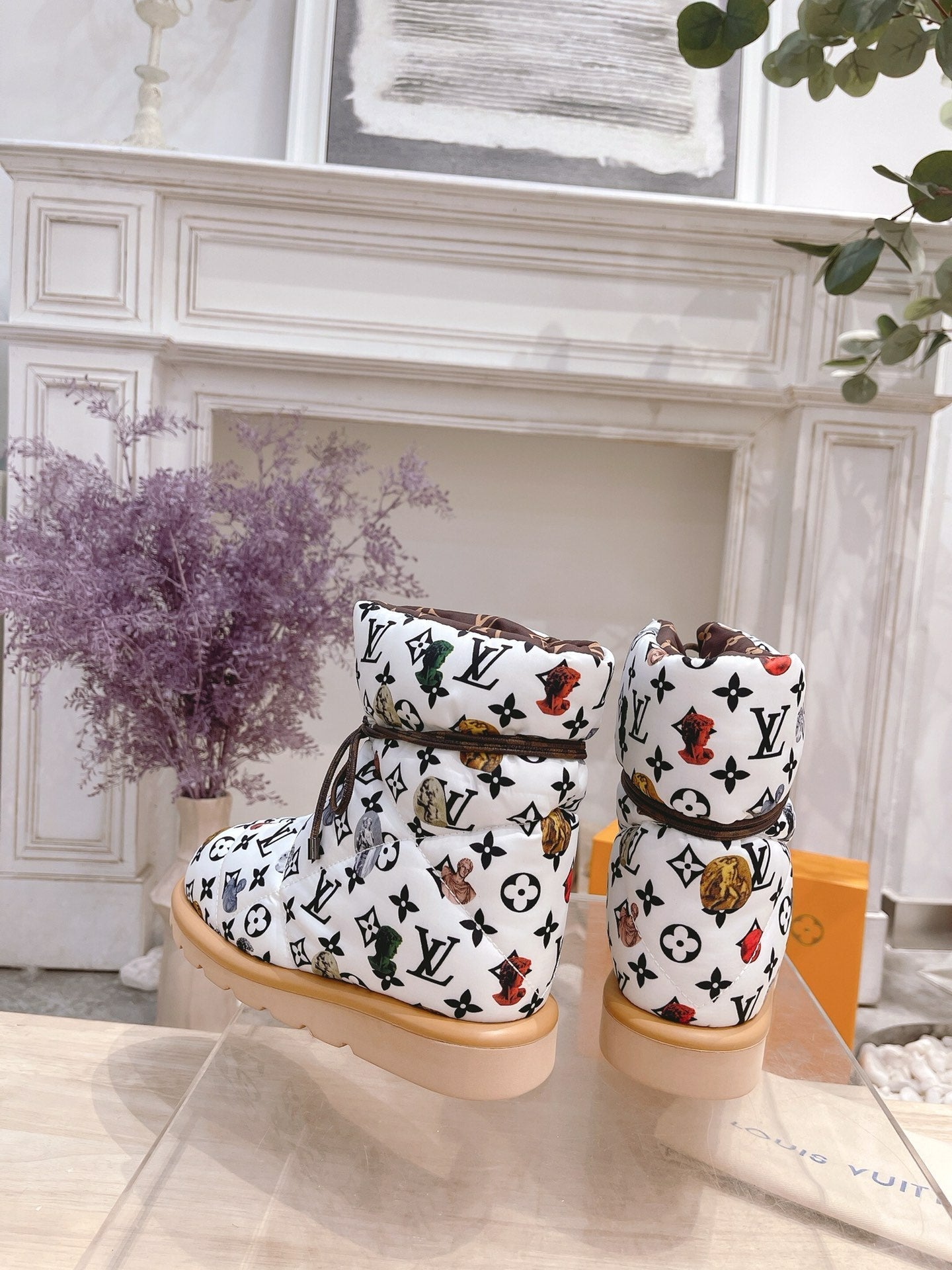 PILLOW COMFORT ANKLE BOOTS IN WHITE MIX BLACK MONOGRAM NYLON - 35