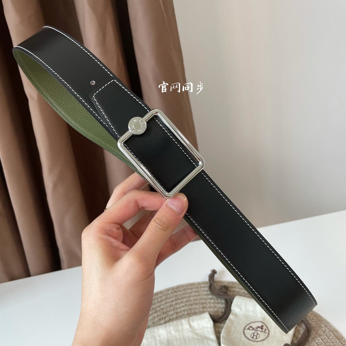 OSCAR BELT BUCKLE & REVERSIBLE OLIVE GREEN AND BLACK LEATHER STRAP 38MM SILVER HARDWARE - 30