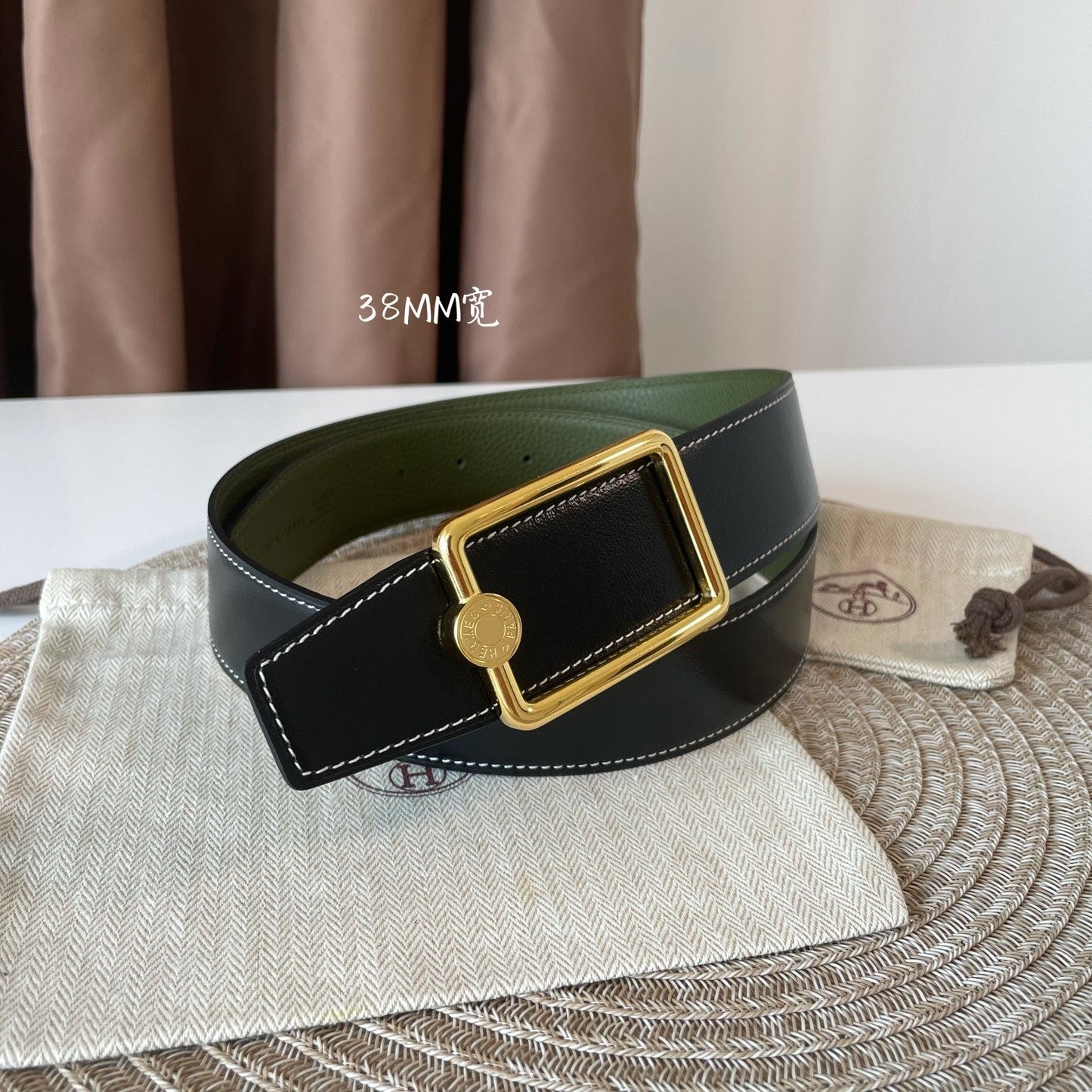 OSCAR BELT BUCKLE & REVERSIBLE OLIVE GREEN LEATHER STRAP 38MM GOLD HARDWARE - 30