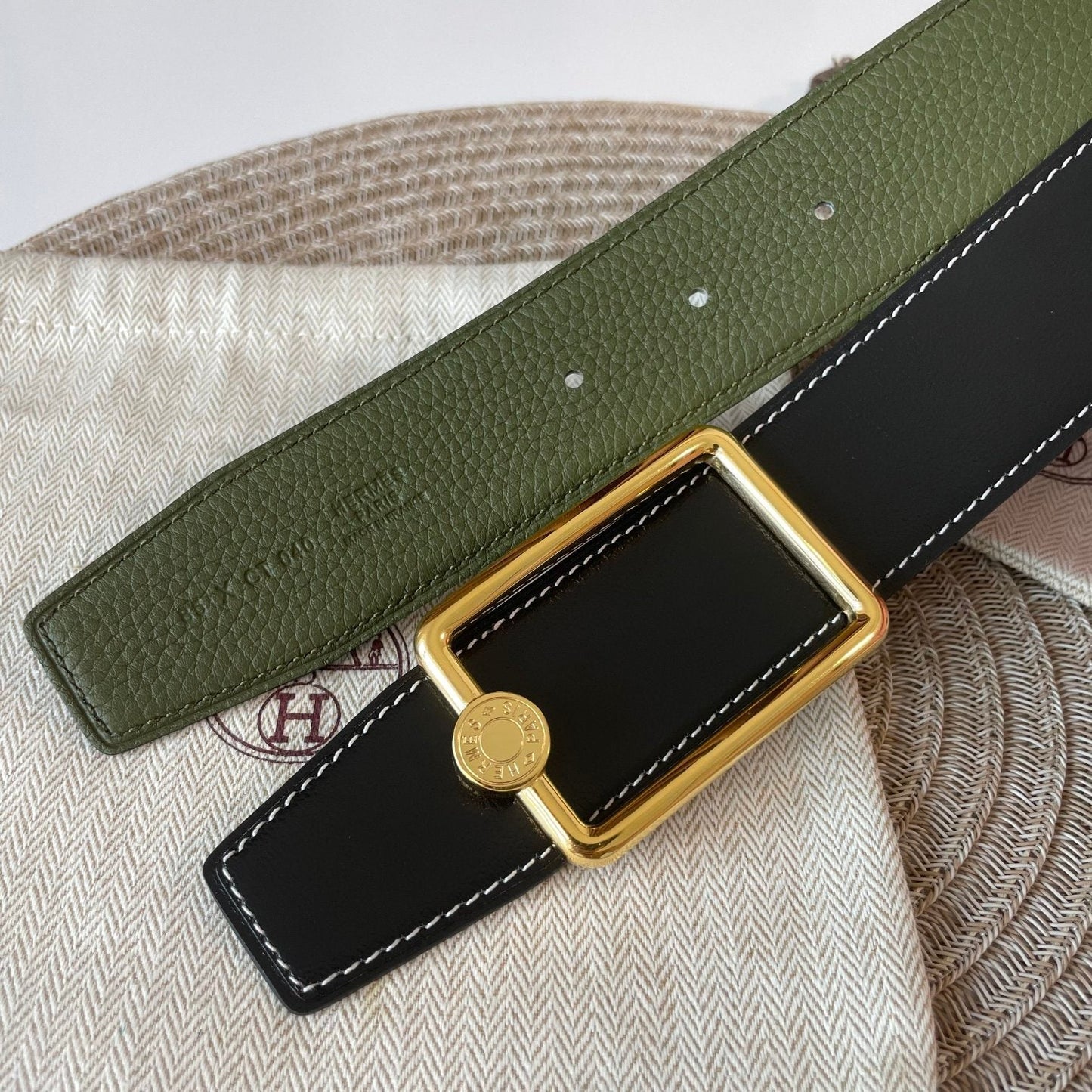 OSCAR BELT BUCKLE & REVERSIBLE OLIVE GREEN LEATHER STRAP 38MM GOLD HARDWARE - 30