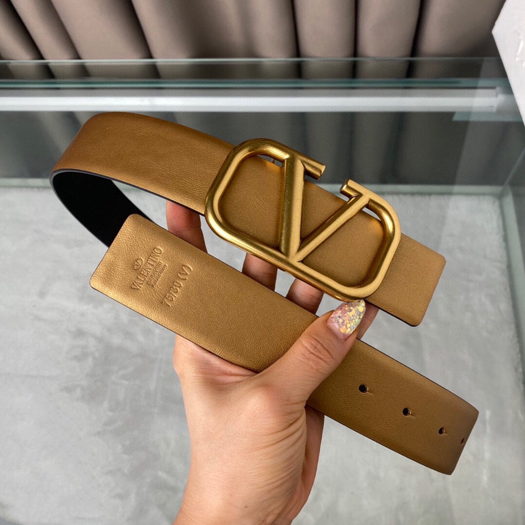 REVERSIBLE VLOGO SIGNATURE BELT IN GLOSSY GOLD BLACK CALFSKIN GHW 40 MM - 30