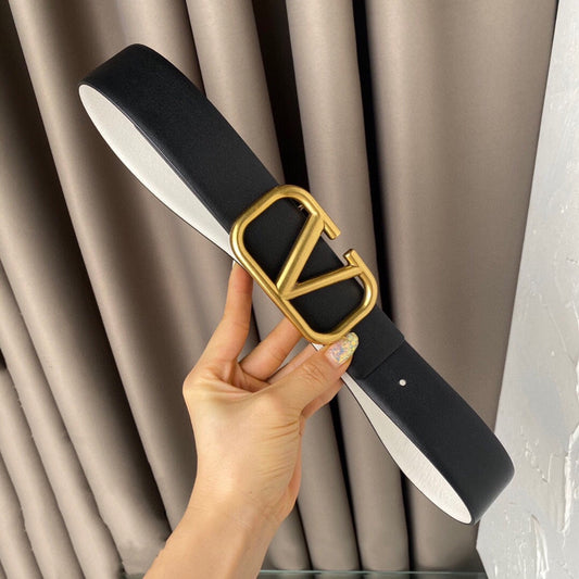 REVERSIBLE VLOGO SIGNATURE BELT IN GLOSSY WHITE BLACK CALFSKIN GHW 40 MM - 30
