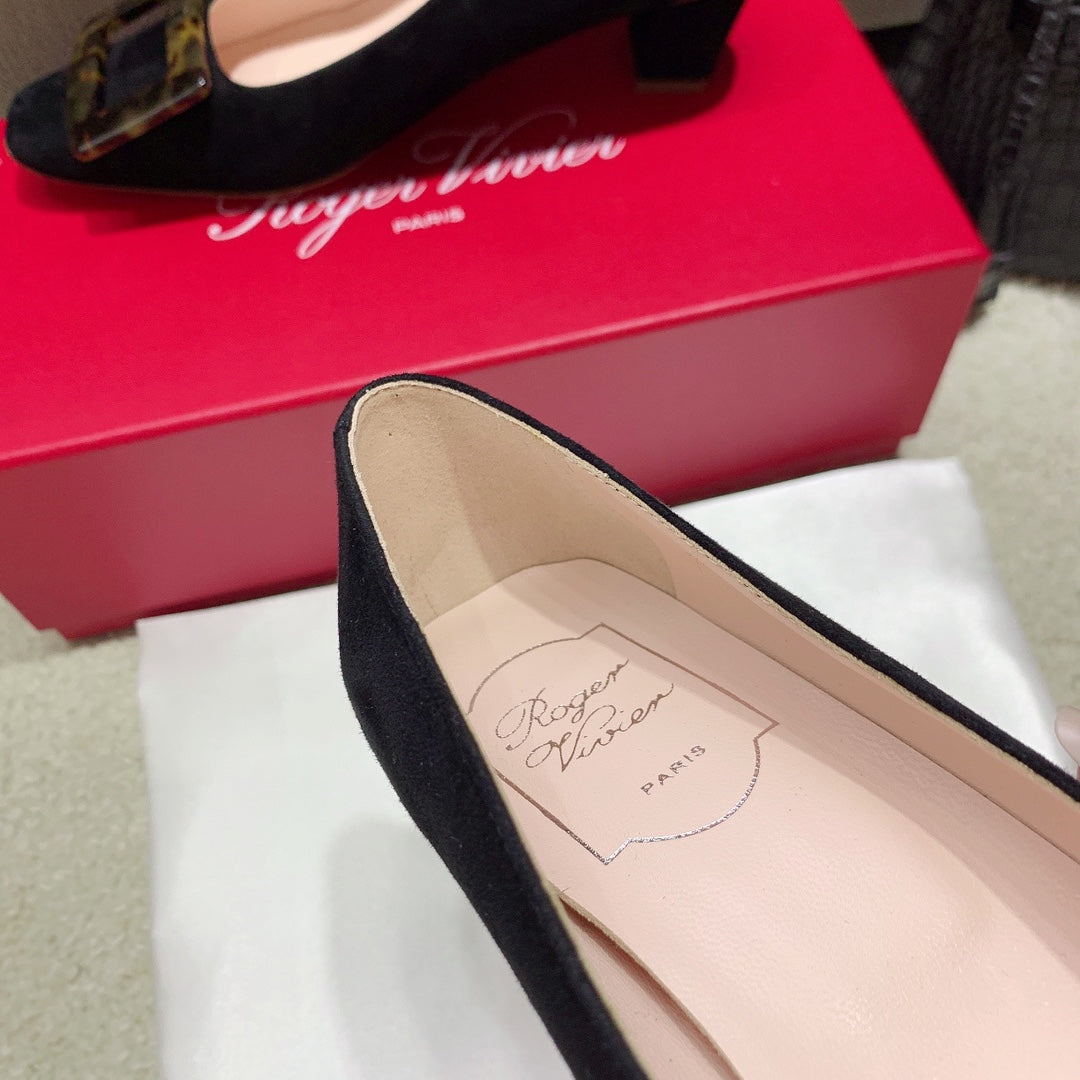 BELLE VIVIER PUMPS IN BLACK SUEDE TORTOISESHELL BUCKLE - 34