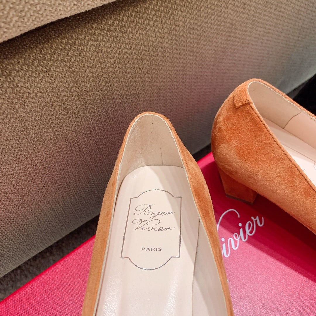 BELLE VIVIER PUMPS IN TAN ORANGE SUEDE TORTOISESHELL BUCKLE - 34