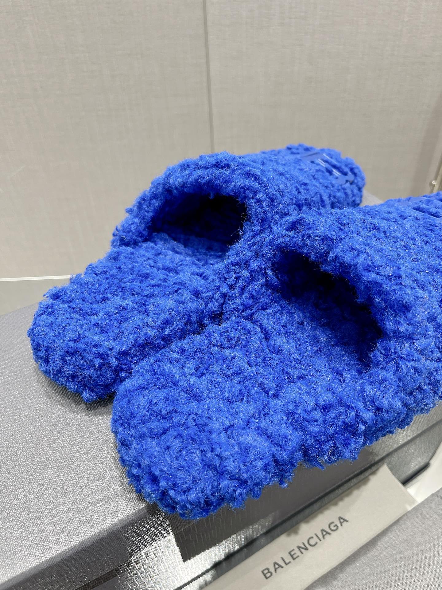 BALENCIAGA 25S MULES IN BLUE WOOL WITH LOGO - 35