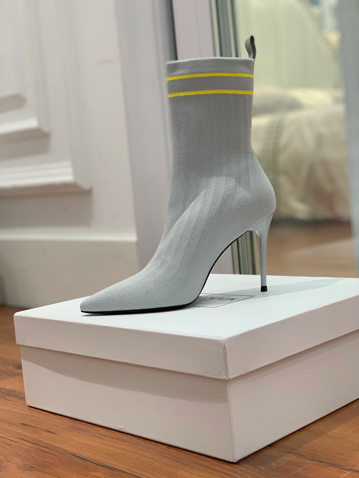 ЧЕРЕВИКИ BALMAIN 26S 105 ММ СІРІ, СТИЛЬ FLYKNIT 13