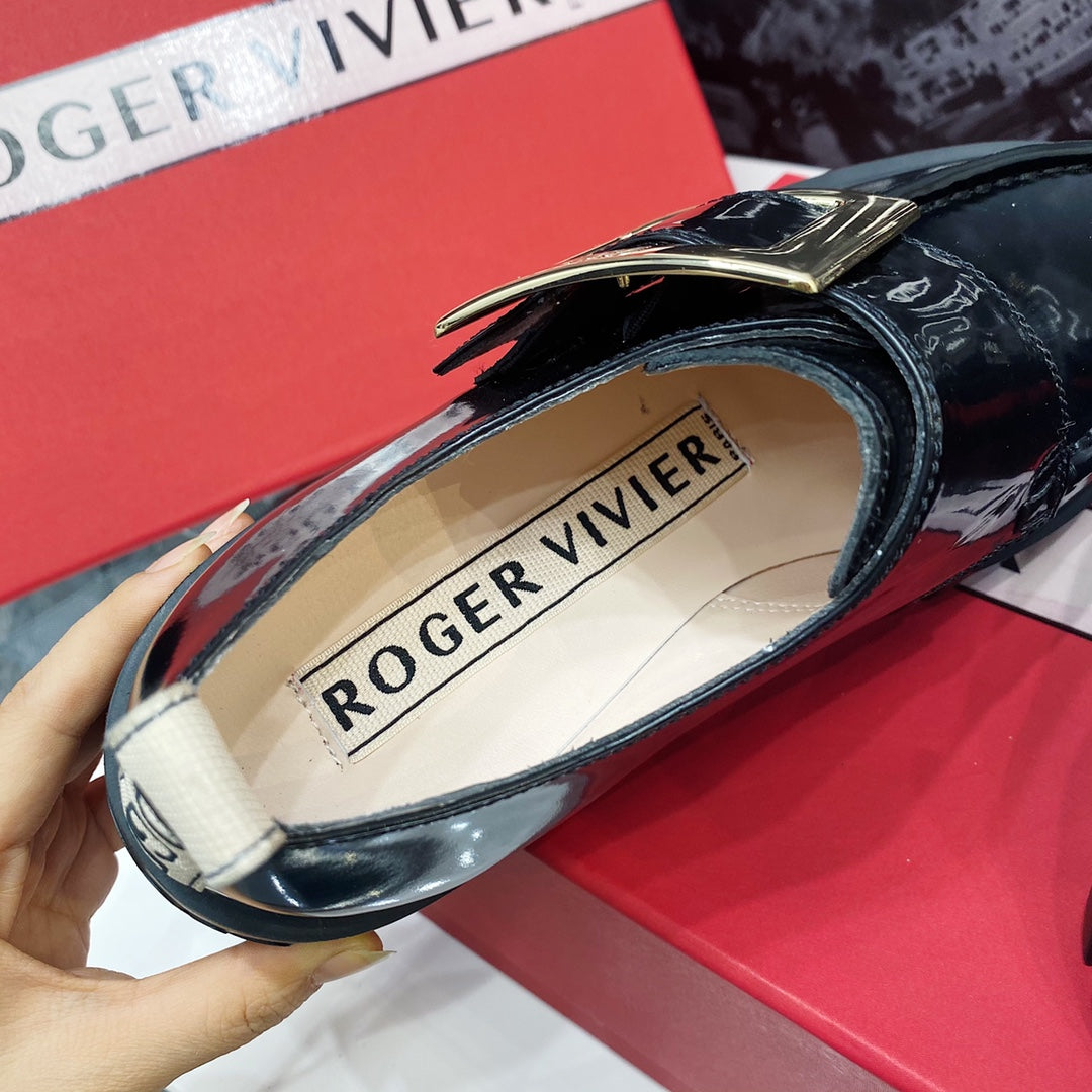 VIV' RANGERS LOAFERS IN BLACK SHINY CALFSKIN WITH GOLD BUCKLE ON THE SIDE OF THE TONGUE - 35