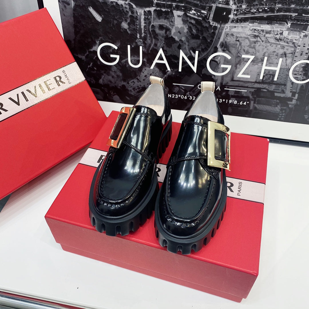 VIV' RANGERS LOAFERS IN BLACK SHINY CALFSKIN WITH GOLD BUCKLE ON THE SIDE OF THE TONGUE - 35