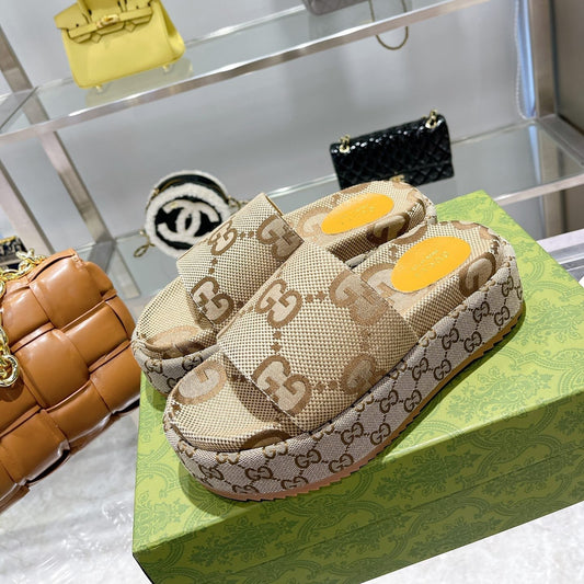 LV MONOGRAM THICK PLATFORM SANDALS IN BEIGE CANVAS - 35