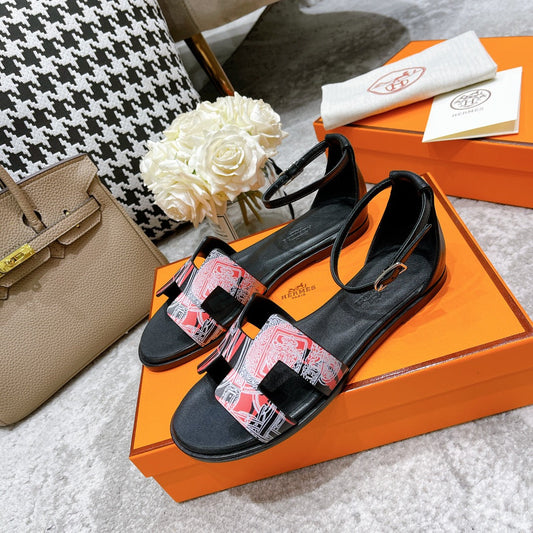 SANTORINI SANDAL BLACK CALFSKIN WITH PATTERN - 34