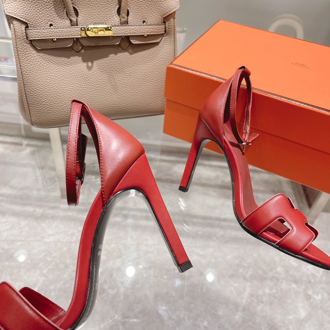 PREMIERE 115 SANDAL IN CHERRY RED CALFSKIN - 35