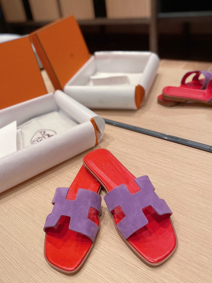 0RAN SANDALS IN VIOLET PURPLE SUEDE AND CHERRY RED CALFSKIN - 34
