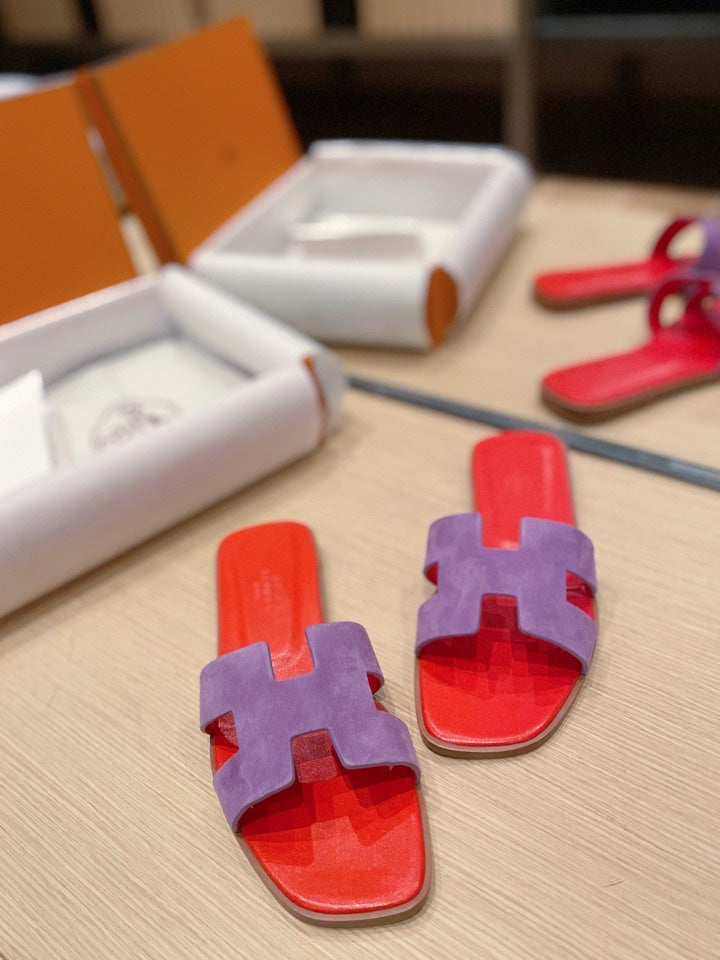 0RAN SANDALS IN VIOLET PURPLE SUEDE AND CHERRY RED CALFSKIN - 34