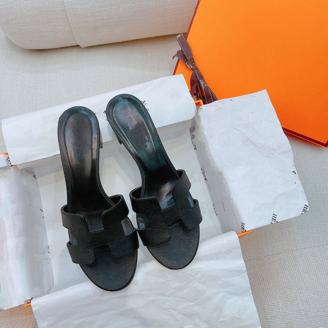 0asis Sandal Epsom Calfskin Black - 35