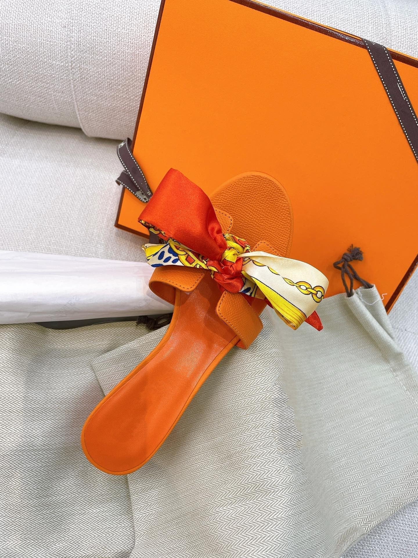 0asis Sandal Epsom Calfskin Orange - 35