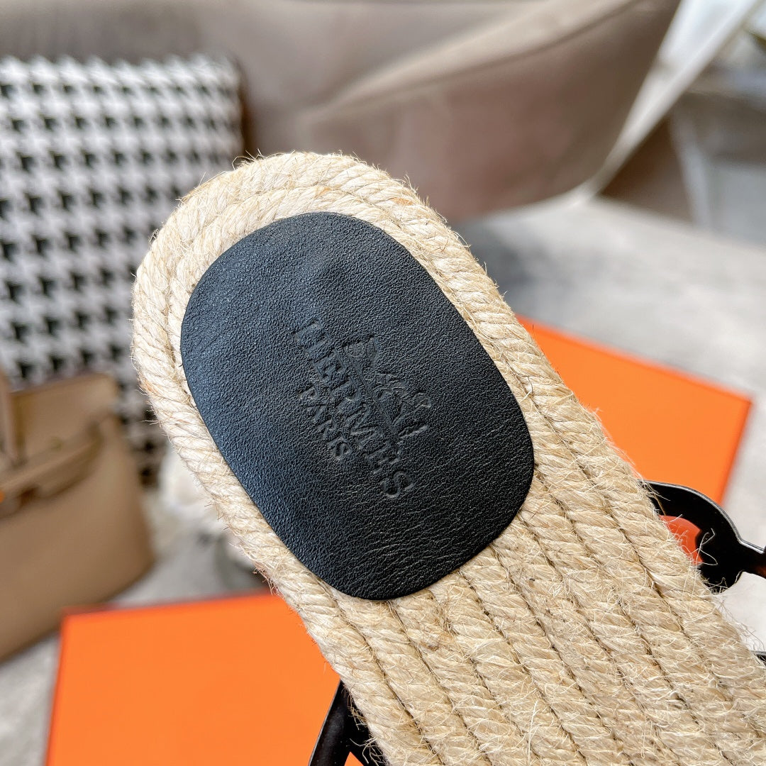 STRAW SOLE SLIPPERS BLACK LAMBSKIN - 35