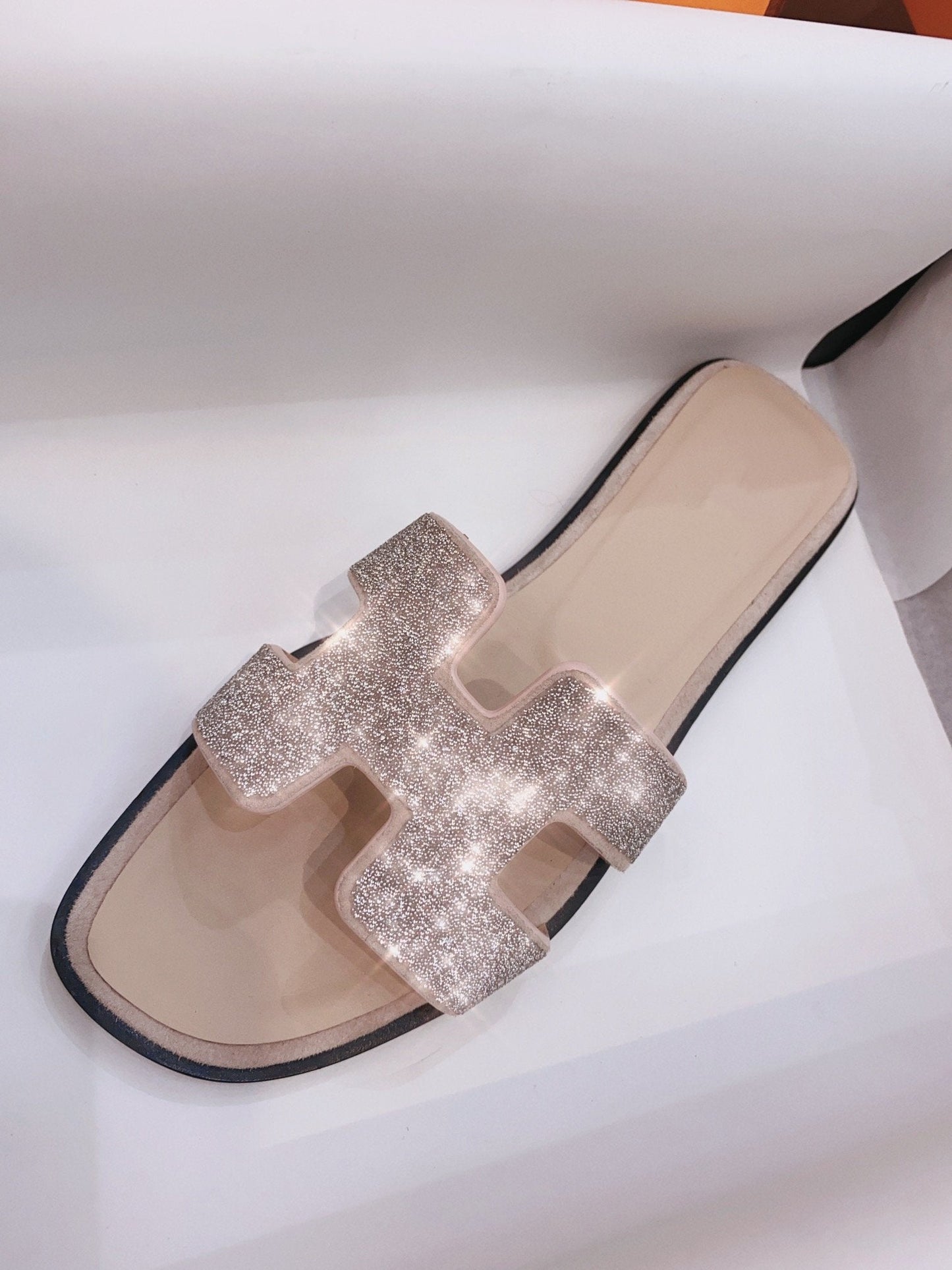 0ran Sandal Caviar Light Brown Leather - 35