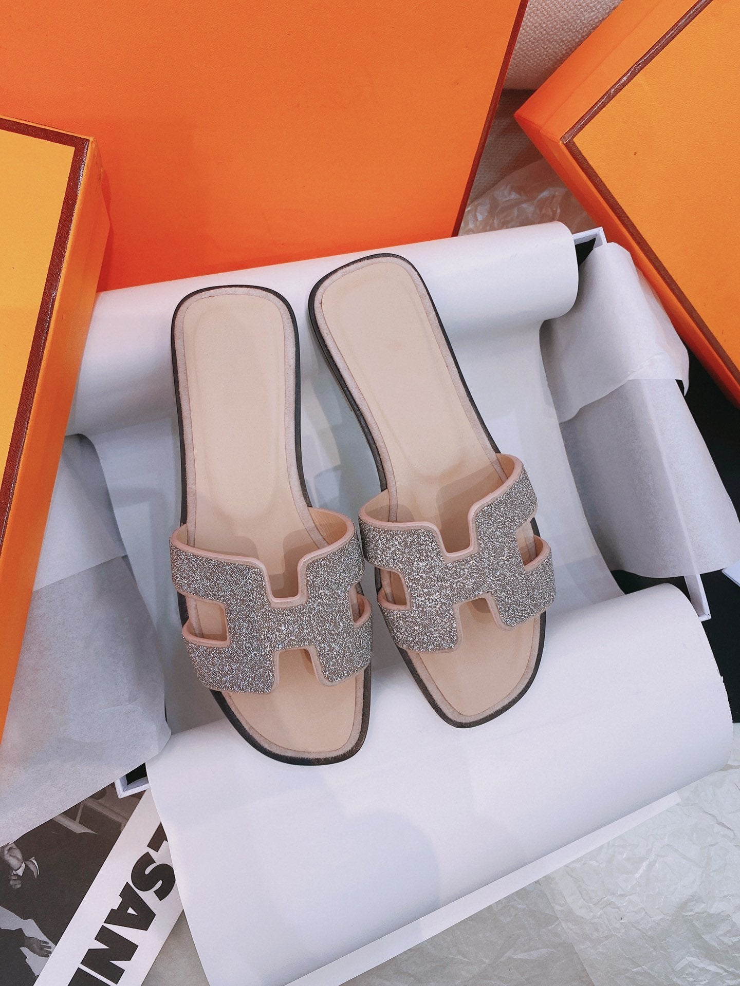 0ran Sandal Caviar Light Brown Leather - 35
