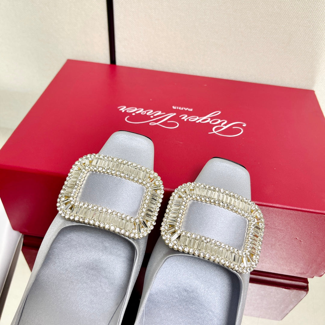 BELLE VIVIER PUMPS IN PLATINUM SILK - 34