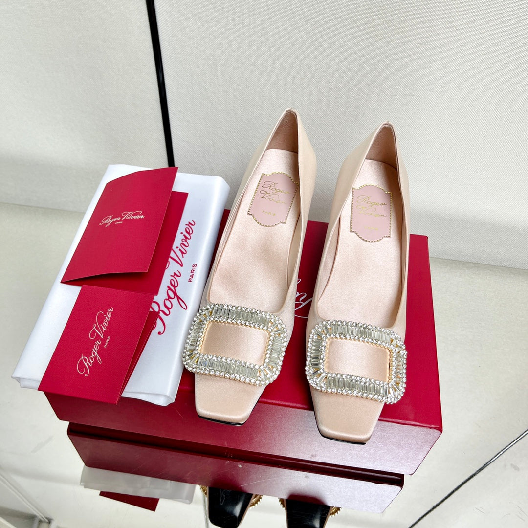 BELLE VIVIER PUMPS IN BEIGE SILK - 34